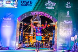 BIB: 3279
                            <button type="button" onclick="openModal(21813588)" class="btn btn-primary btn-sm float-right btn-popup" data-toggle="modal" data-target=".modal-high-quality">
                        <i class="fas fa-shopping-cart"></i> Add to Cart
                    </button>
                                            <button type="button" onclick="isThisMe(21813588, true)" class="btn btn-success btn-sm float-right btn-popup btn-isme hidden" data-toggle="tooltip" data-placement="bottom" title="นี่คือรูปของคุณใช่ไหม คลิกที่นี่เพื่อเอาเข้าอัลบั้ม">
                        <i class="fas fa-plus"></i> Add to album
                    </button>
                    <button type="button" onclick="isThisMe(21813588, false)" class="btn btn-warning btn-sm float-right btn-popup btn-isnotme hidden">
                        <i class="fas fa-ban"></i> Remove from album
                    </button>